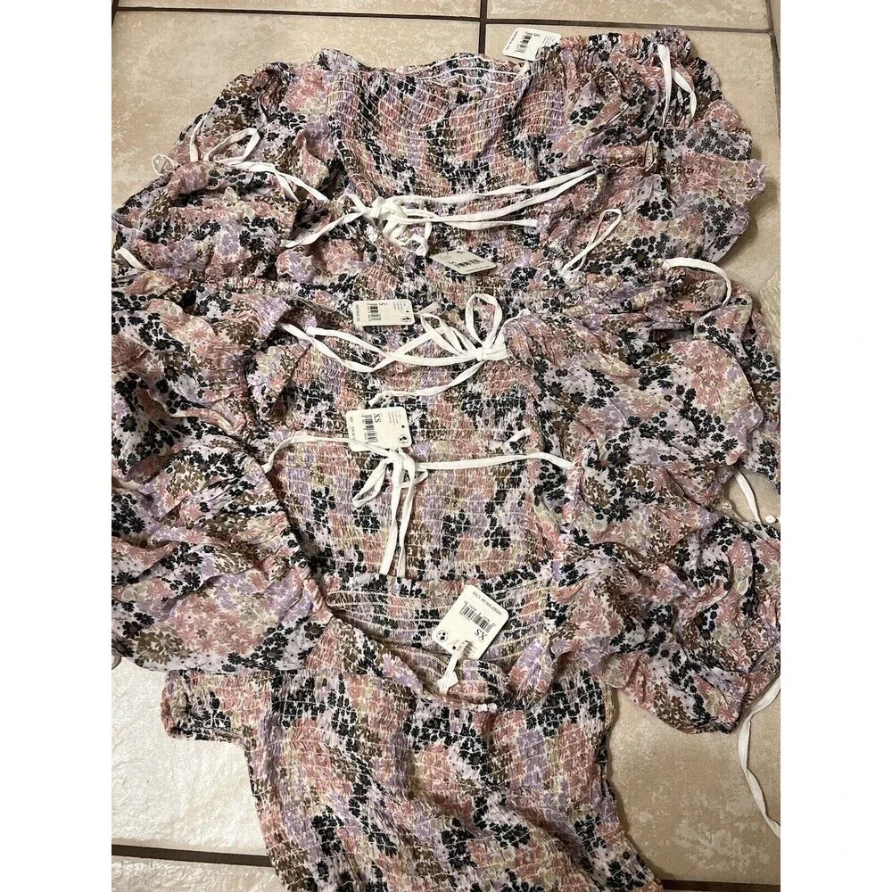 Free People Back On Top Crop Smocked‎ Shirt Blouse Puff Sleeve Size S